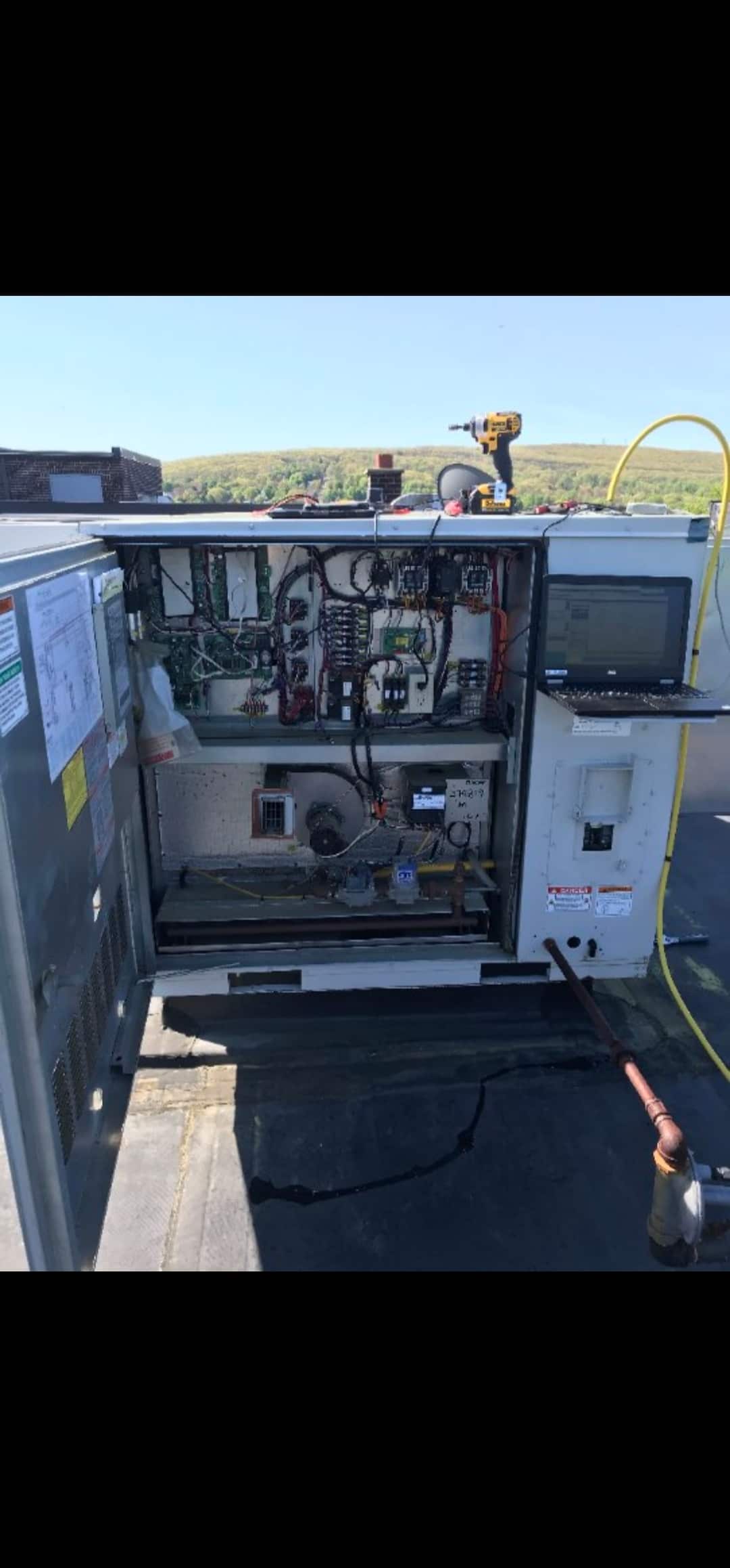 Commercial HVAC rooftop unit